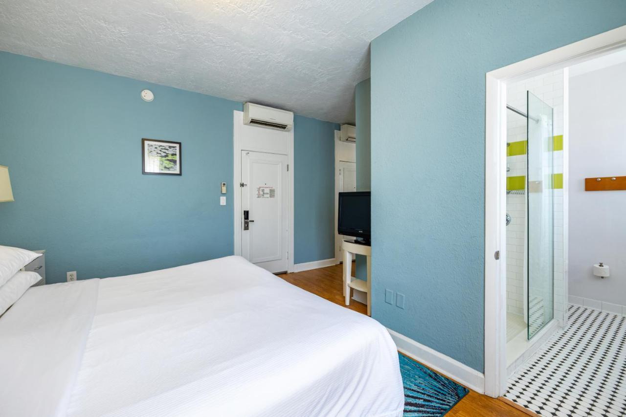 The Exchange Hotel St. Petersburg Ngoại thất bức ảnh