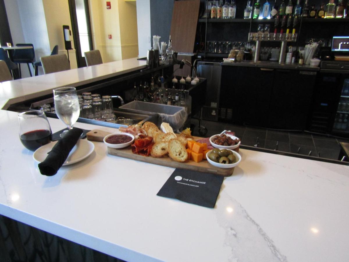 The Exchange Hotel St. Petersburg Ngoại thất bức ảnh